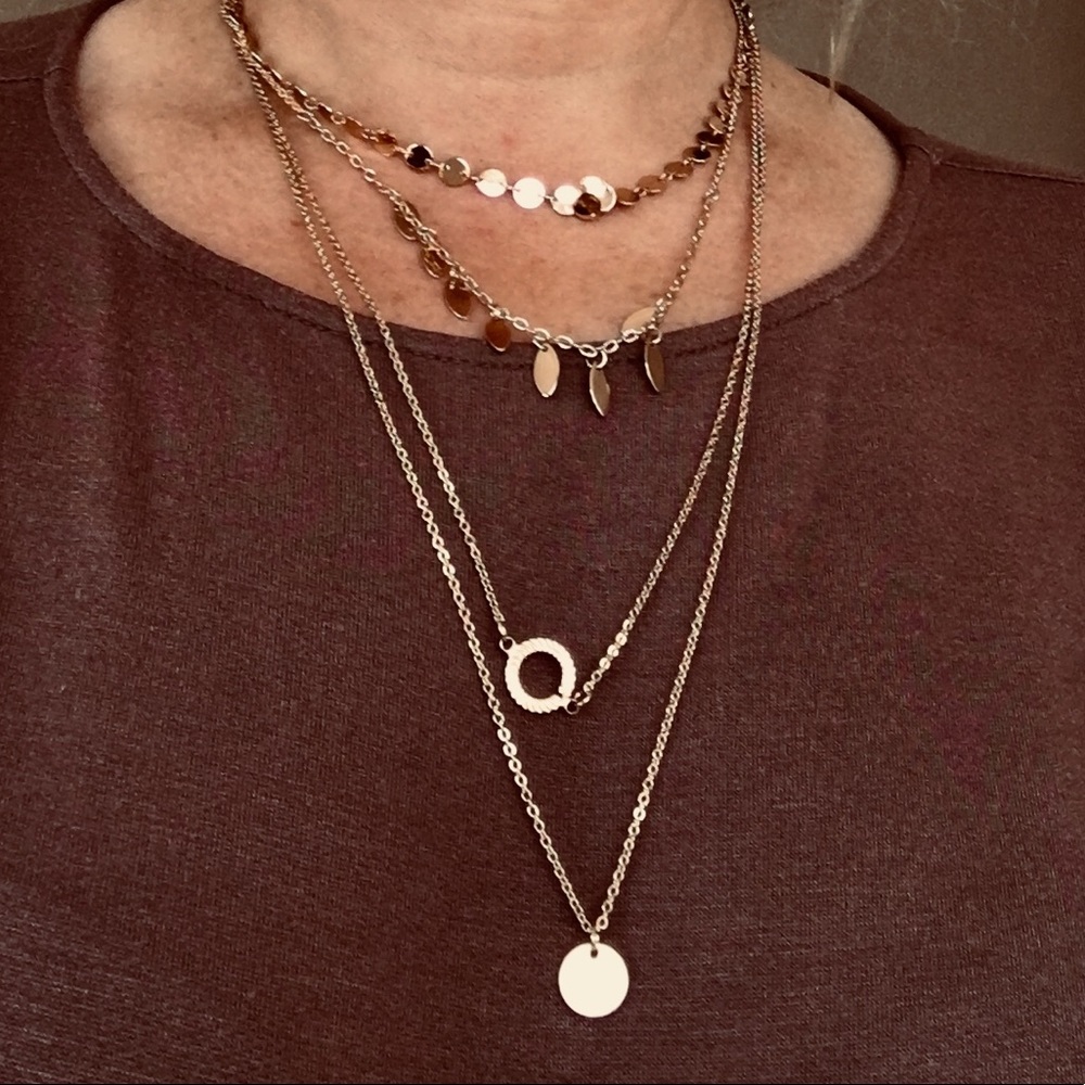 Layered gold tone necklace
